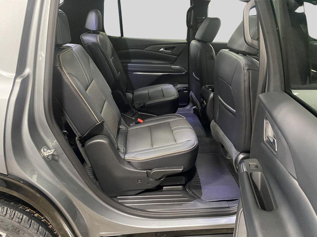 new 2026 Chevrolet Traverse car, priced at $58,720