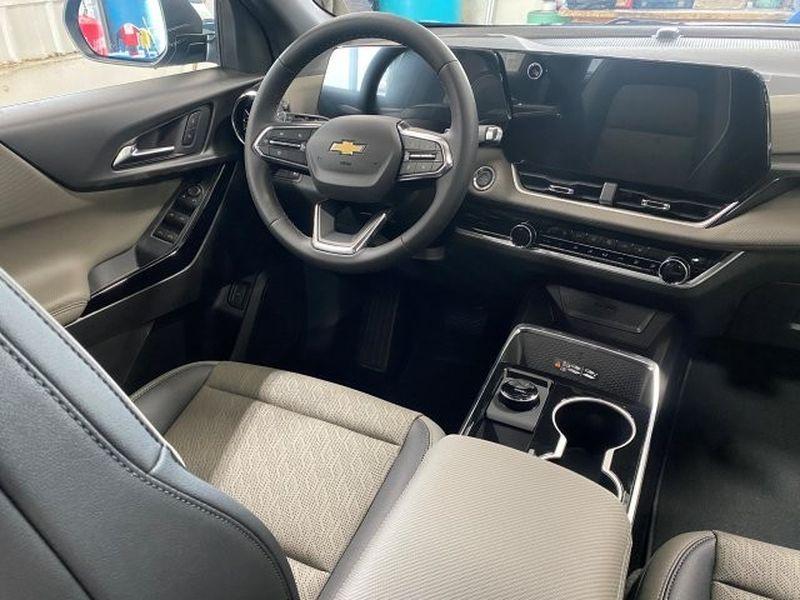 new 2026 Chevrolet Equinox car, priced at $34,604