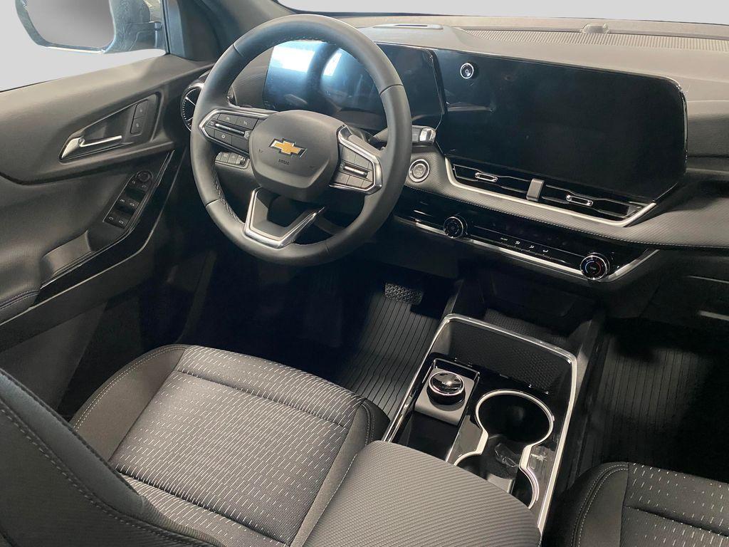 new 2026 Chevrolet Equinox car, priced at $32,324