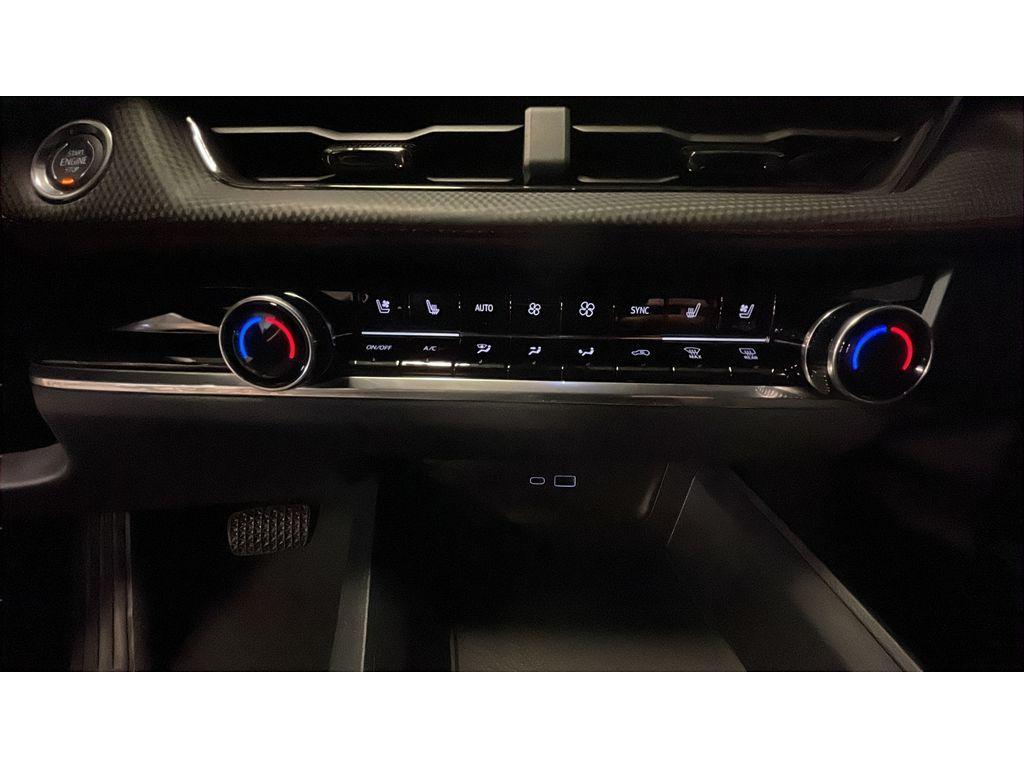 new 2026 Chevrolet Equinox car, priced at $38,182