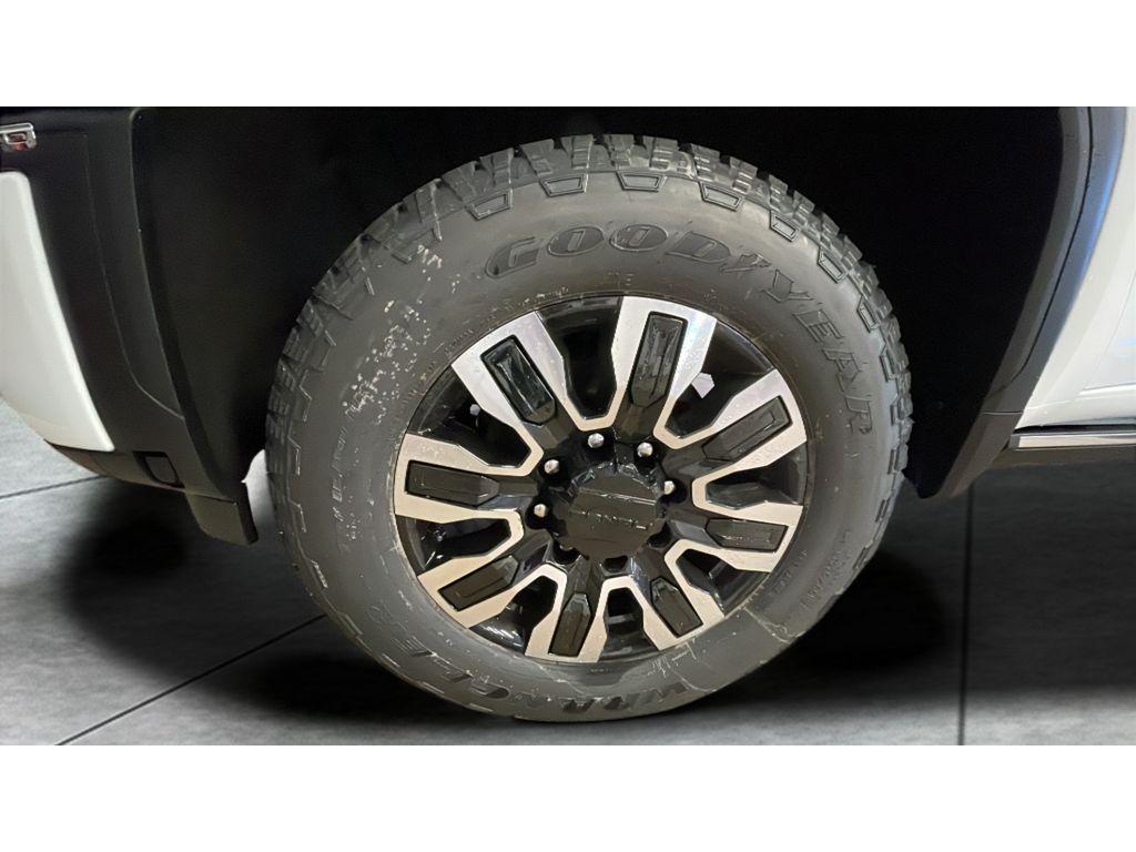 new 2026 GMC Sierra 2500 car, priced at $93,940