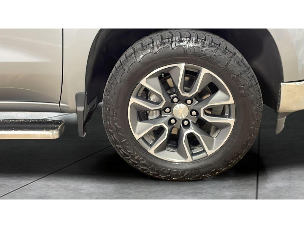 used 2023 Chevrolet Silverado 1500 car, priced at $29,990