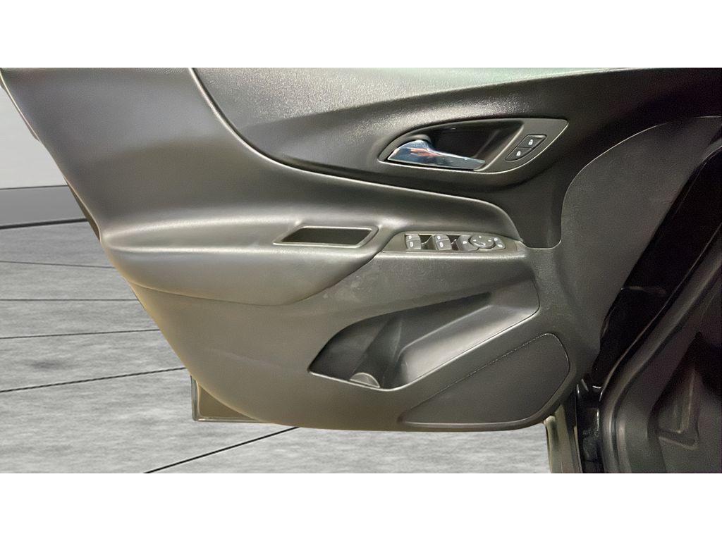 used 2022 Chevrolet Equinox car, priced at $18,990