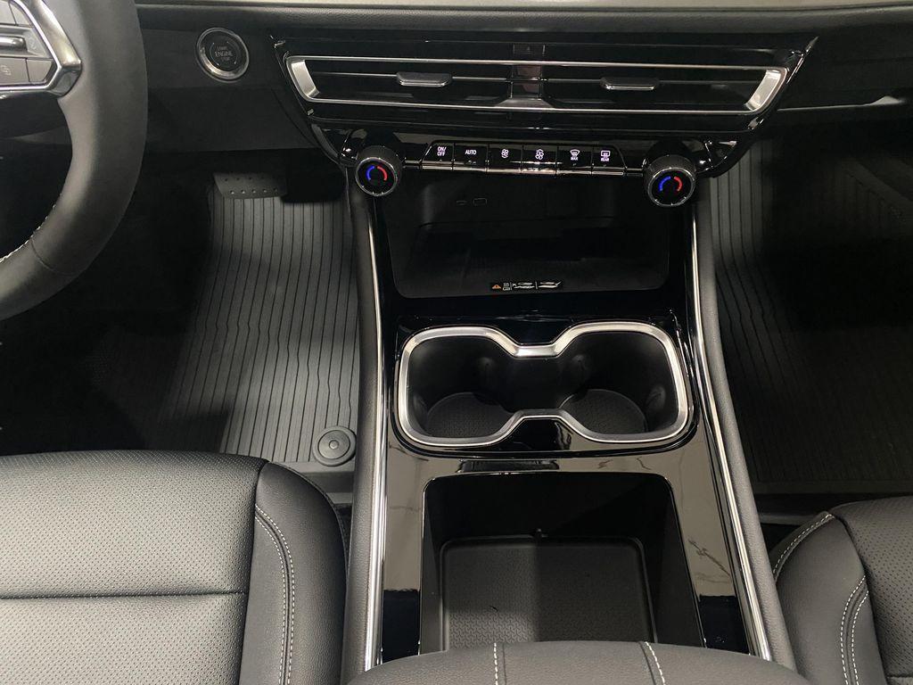 new 2026 Chevrolet Traverse car, priced at $48,013