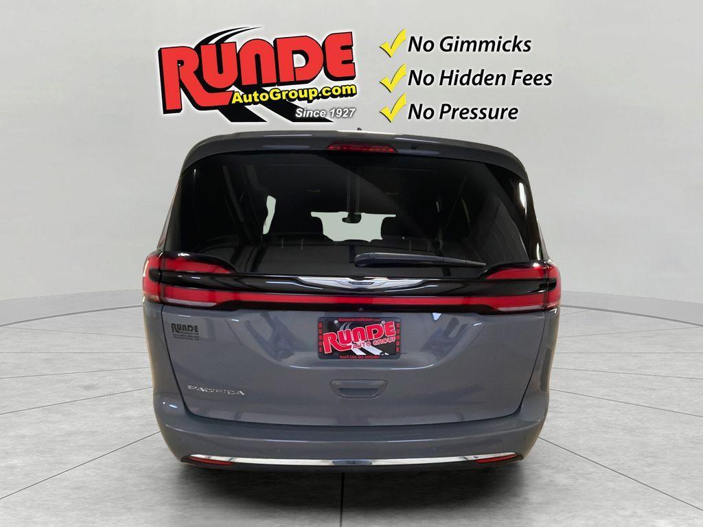 used 2023 Chrysler Pacifica car, priced at $23,992