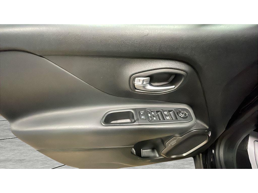 used 2018 Jeep Renegade car, priced at $16,471