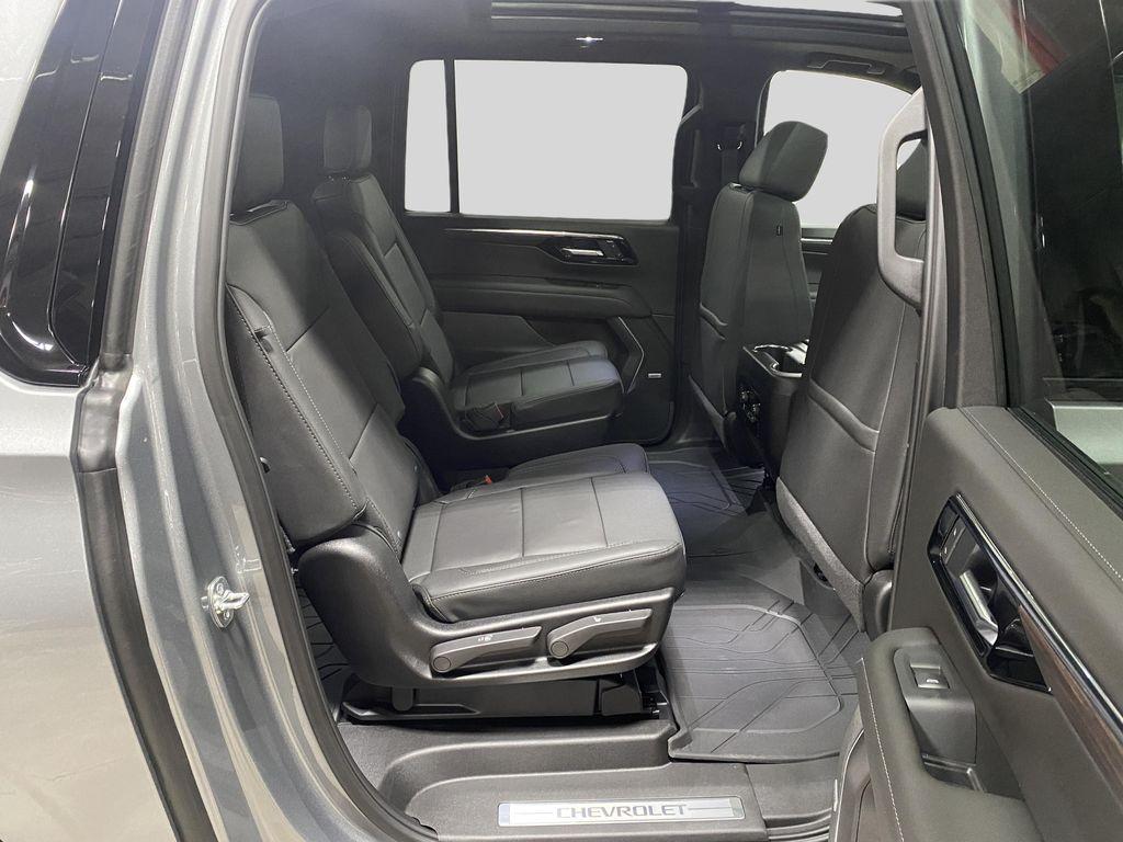 new 2026 Chevrolet Suburban car, priced at $78,685