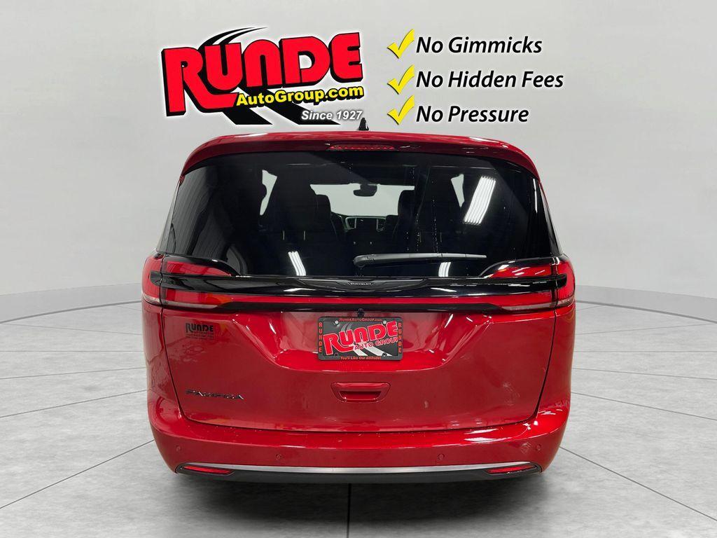 new 2026 Chrysler Pacifica car, priced at $46,402