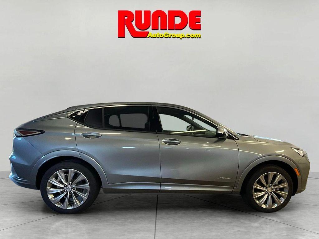 new 2025 Buick Envista car, priced at $29,185