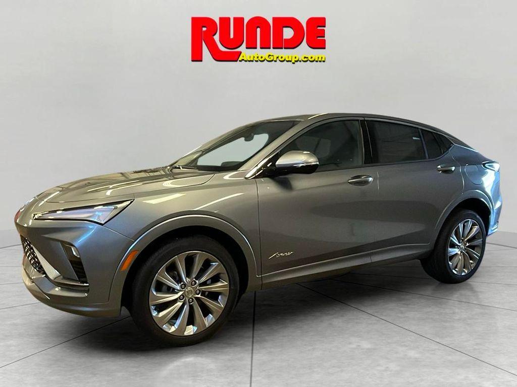 new 2025 Buick Envista car, priced at $29,685