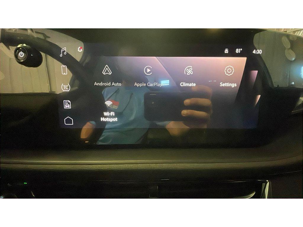 new 2025 Buick Envista car, priced at $29,185