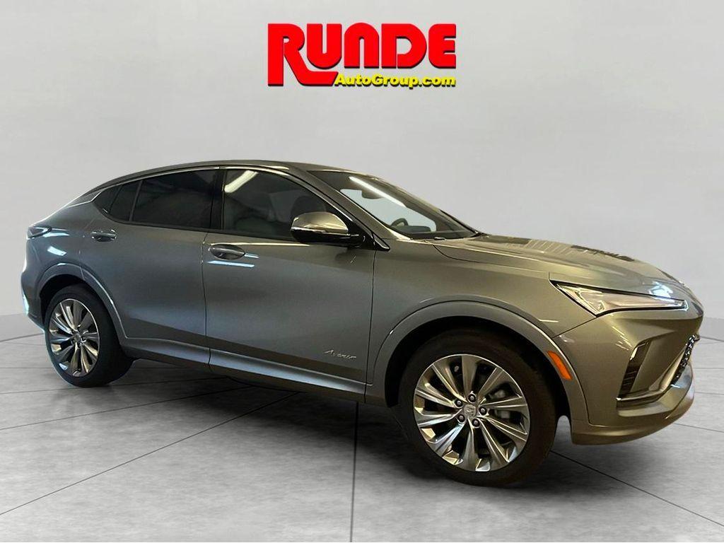 new 2025 Buick Envista car, priced at $29,185