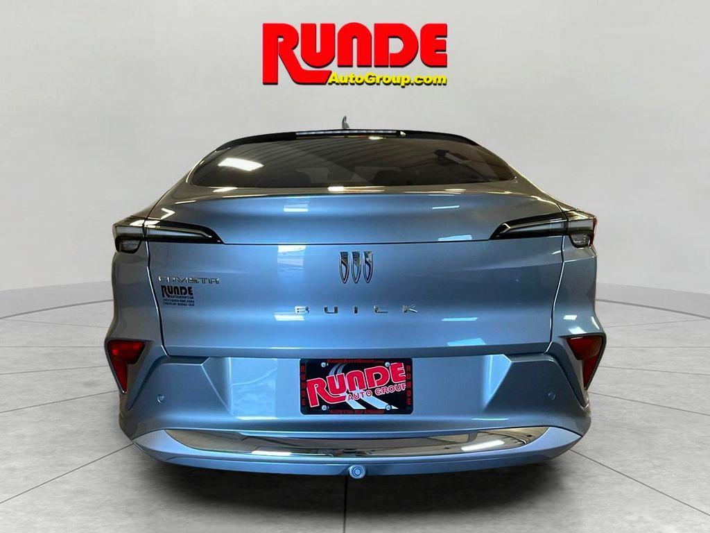 new 2025 Buick Envista car, priced at $29,185