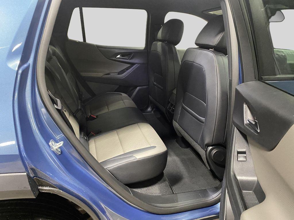 new 2026 Chevrolet Equinox car, priced at $33,744