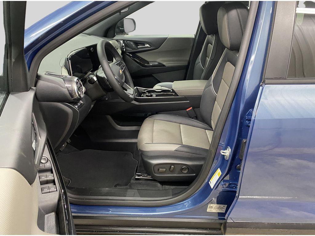 new 2026 Chevrolet Equinox car, priced at $33,744