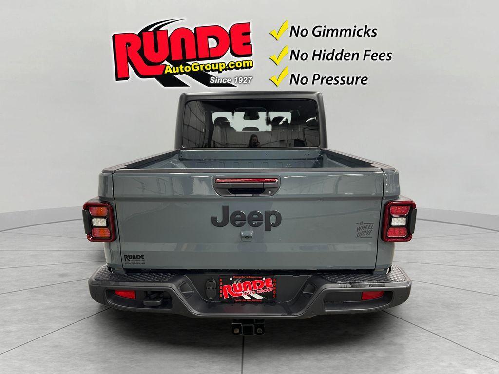 new 2026 Jeep Gladiator car, priced at $52,462