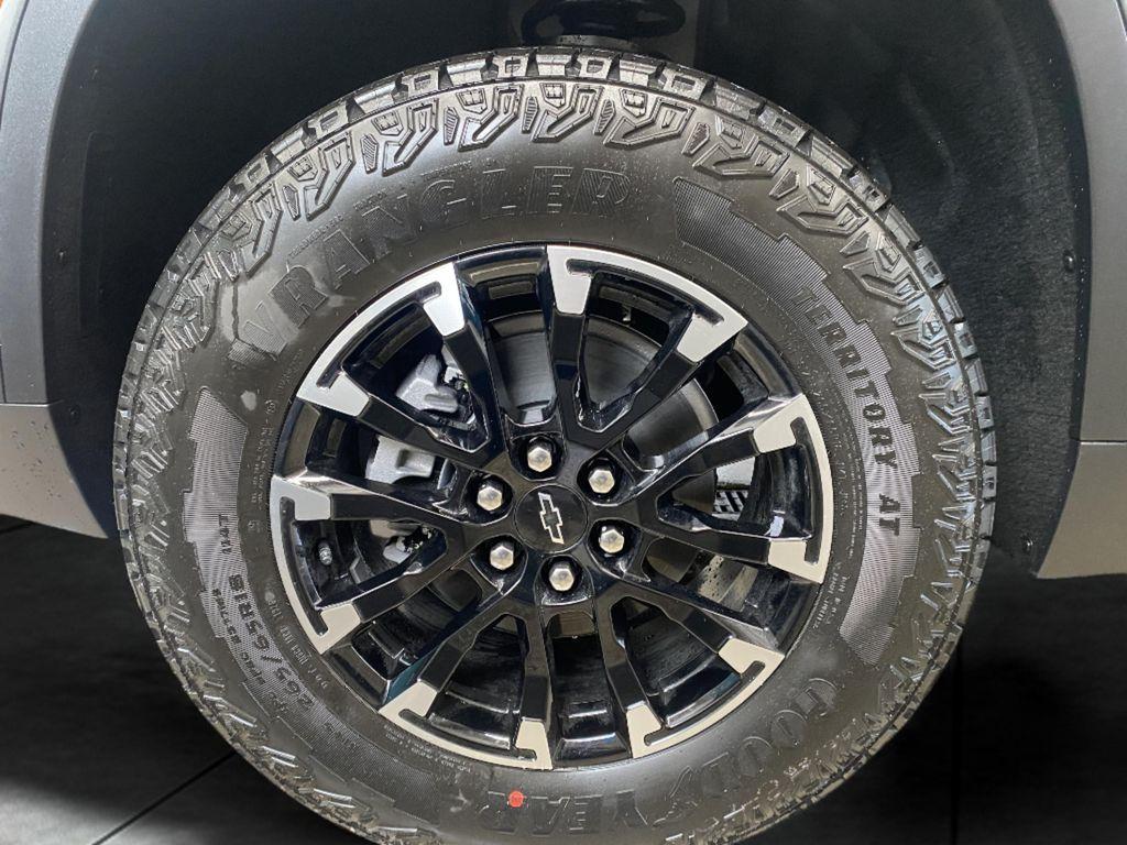 new 2026 Chevrolet Traverse car, priced at $52,012