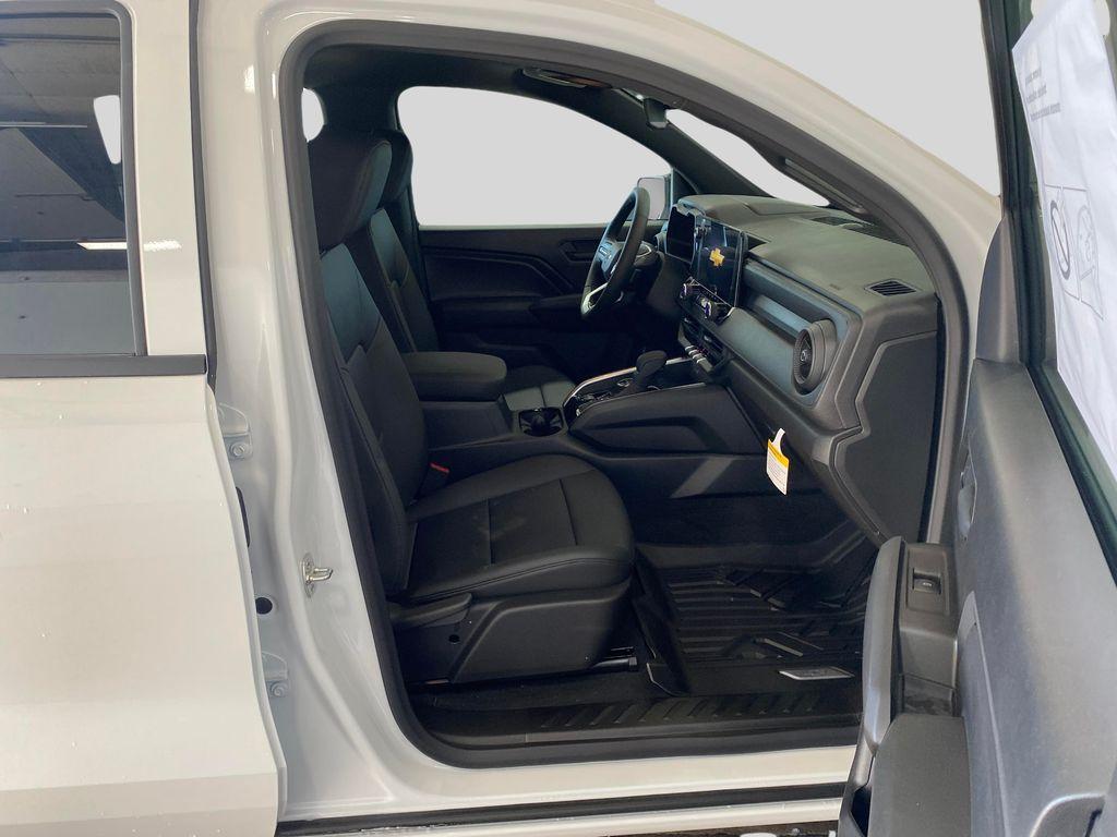 new 2026 Chevrolet Colorado car, priced at $44,427