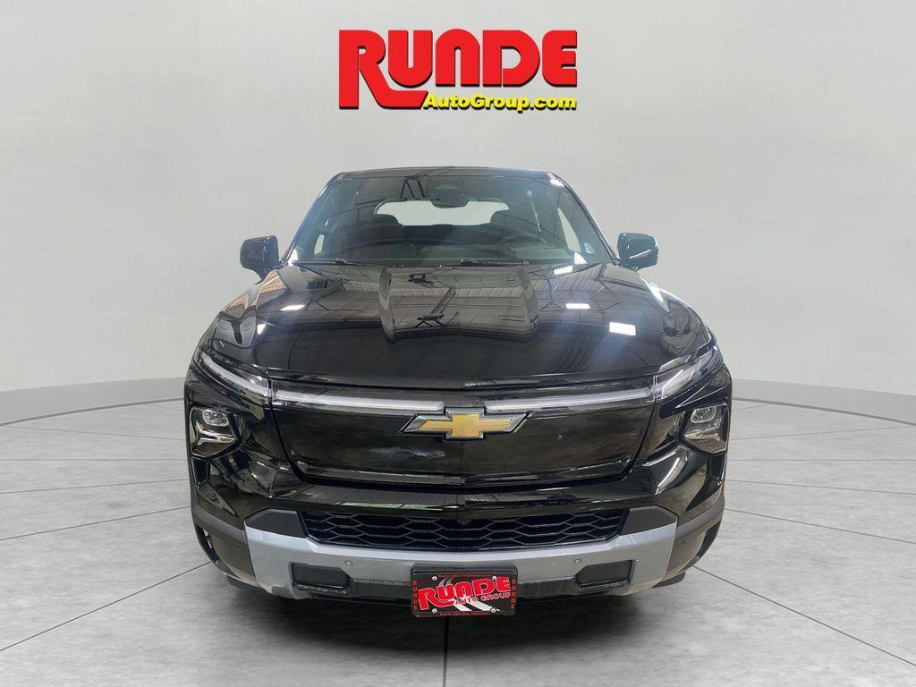 new 2026 Chevrolet Silverado EV car, priced at $78,195