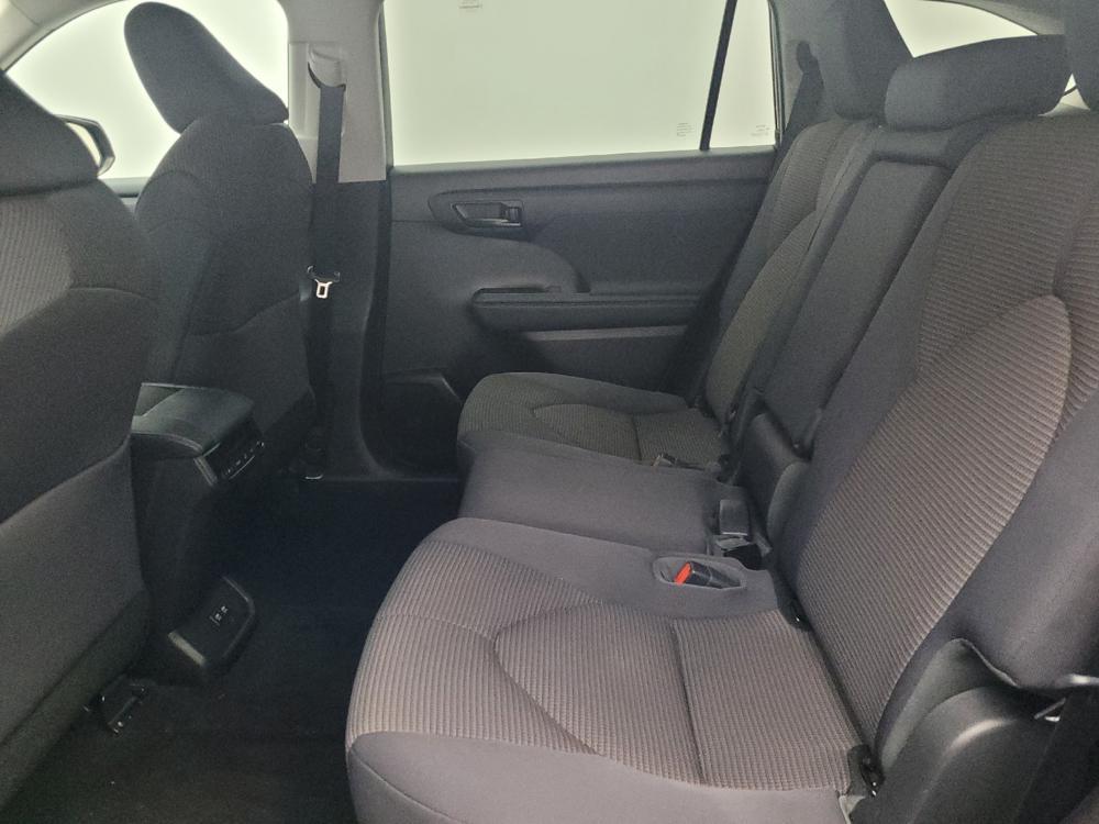 used 2021 Toyota Highlander car, priced at $21,995