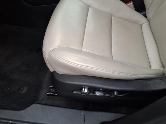 used 2021 Cadillac XT4 car, priced at $24,900