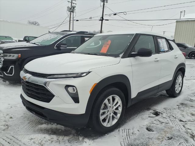 used 2025 Chevrolet TrailBlazer car, priced at $23,900