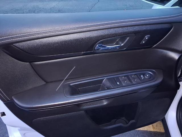 used 2016 Chevrolet Traverse car, priced at $8,900