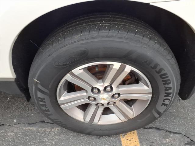 used 2016 Chevrolet Traverse car, priced at $8,900