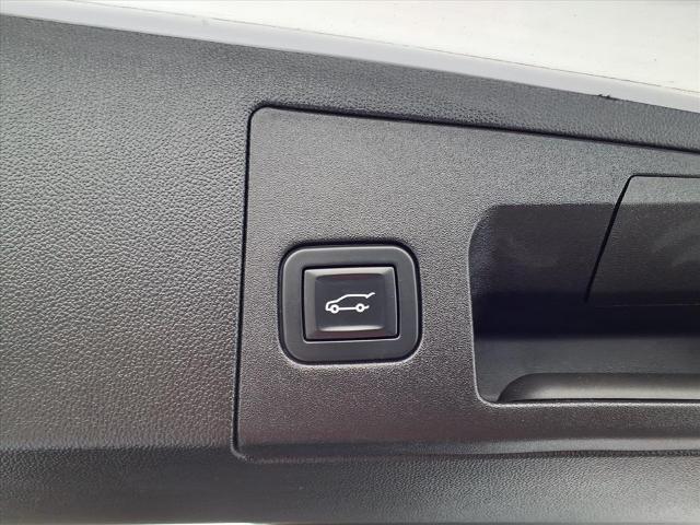 used 2019 Cadillac XT5 car, priced at $18,900