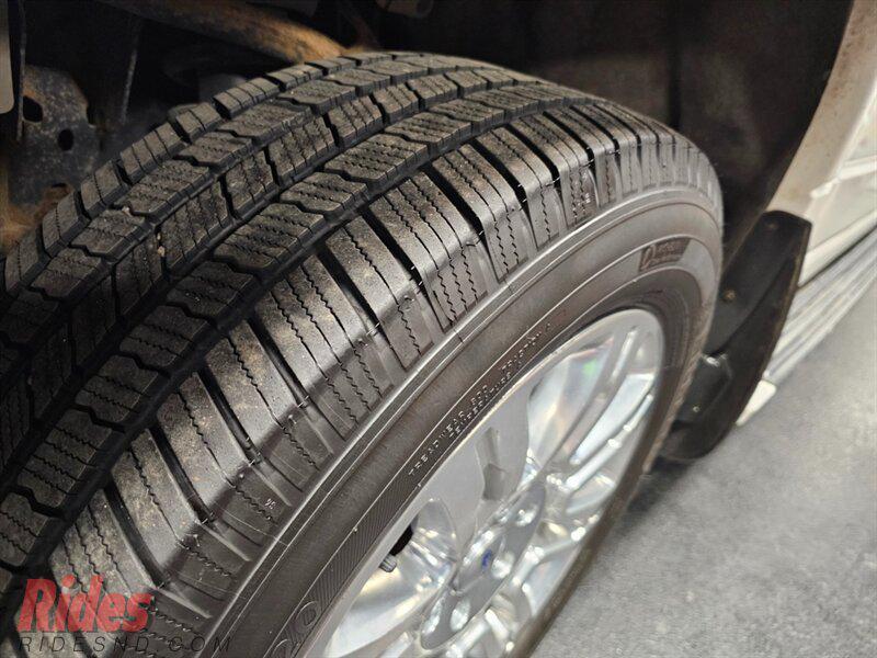 used 2015 Ford Expedition EL car, priced at $13,900