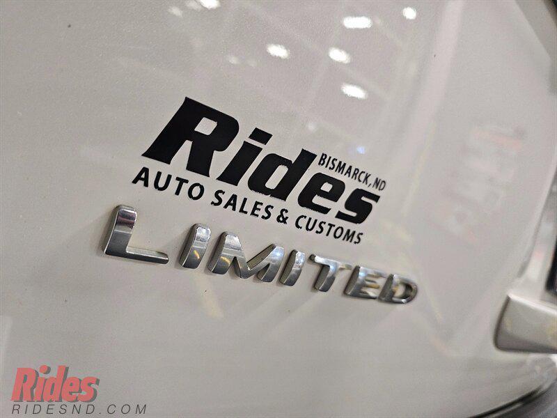 used 2015 Ford Expedition EL car, priced at $13,900