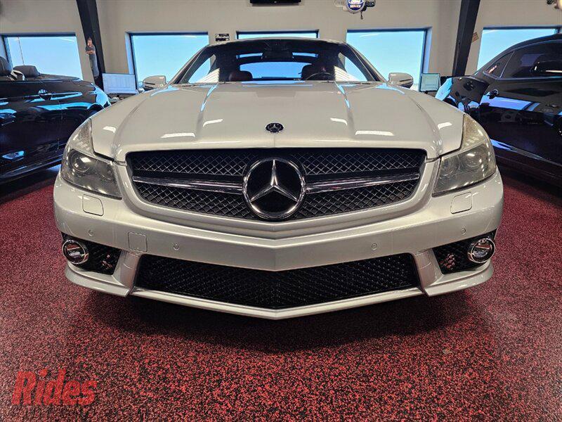 used 2009 Mercedes-Benz SL-Class car, priced at $34,900