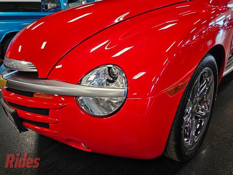 used 2005 Chevrolet SSR car, priced at $42,900
