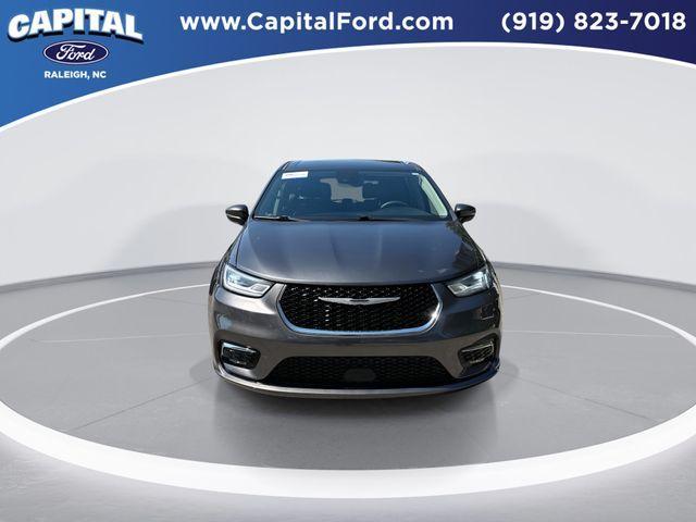used 2023 Chrysler Pacifica car, priced at $24,995