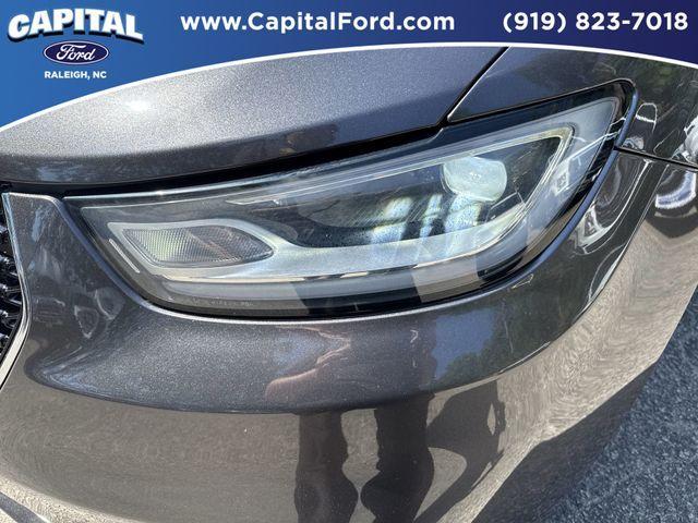 used 2023 Chrysler Pacifica car, priced at $24,995