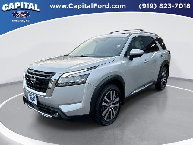 used 2022 Nissan Pathfinder car, priced at $29,993