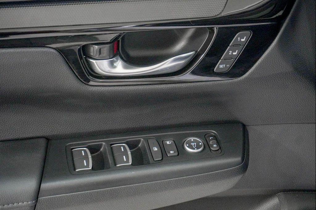 used 2024 Honda CR-V car, priced at $32,488