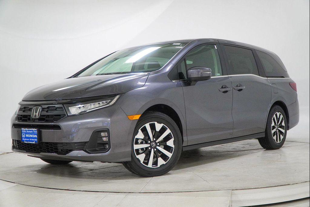 new 2026 Honda Odyssey car, priced at $42,260