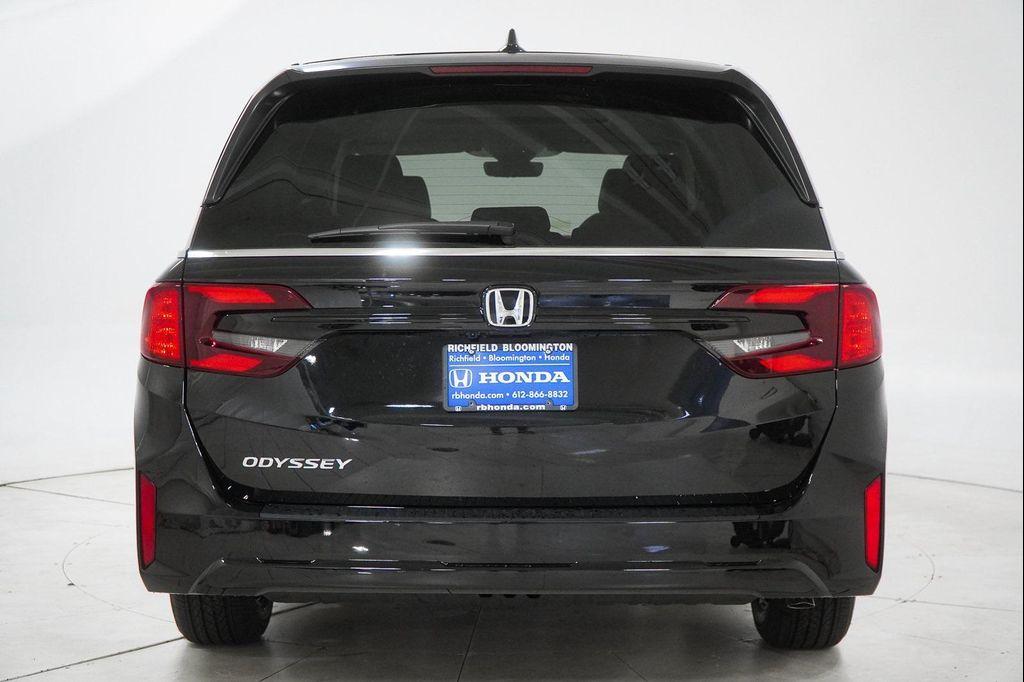 new 2026 Honda Odyssey car, priced at $41,137