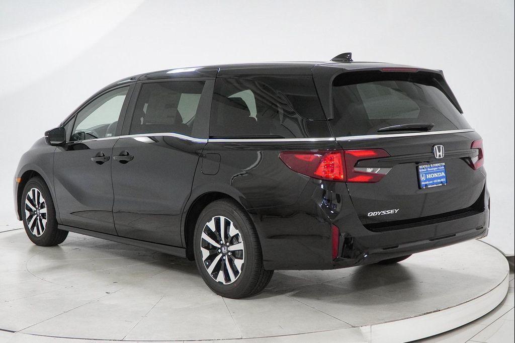 new 2026 Honda Odyssey car, priced at $41,137