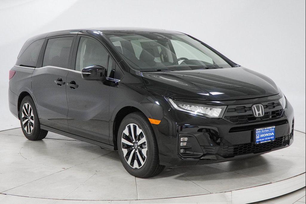 new 2026 Honda Odyssey car, priced at $41,137