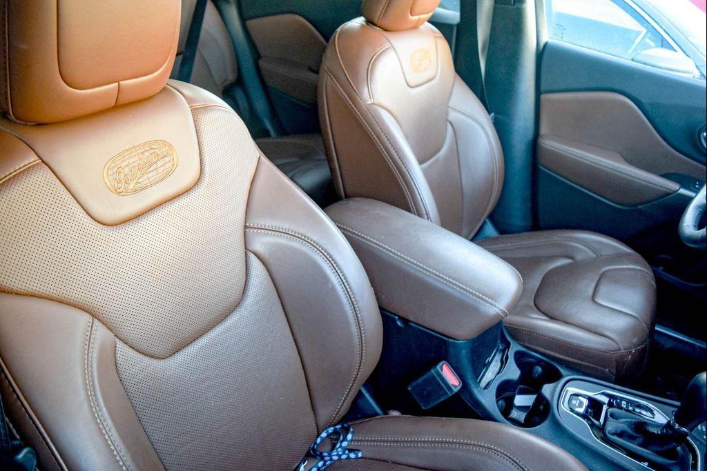 used 2019 Jeep Cherokee car, priced at $17,598