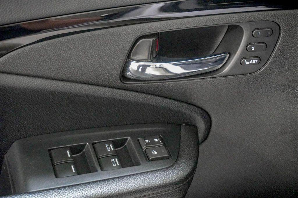 used 2021 Honda Pilot car, priced at $27,635