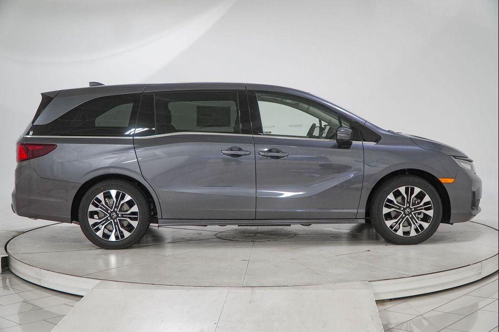 new 2026 Honda Odyssey car, priced at $49,301
