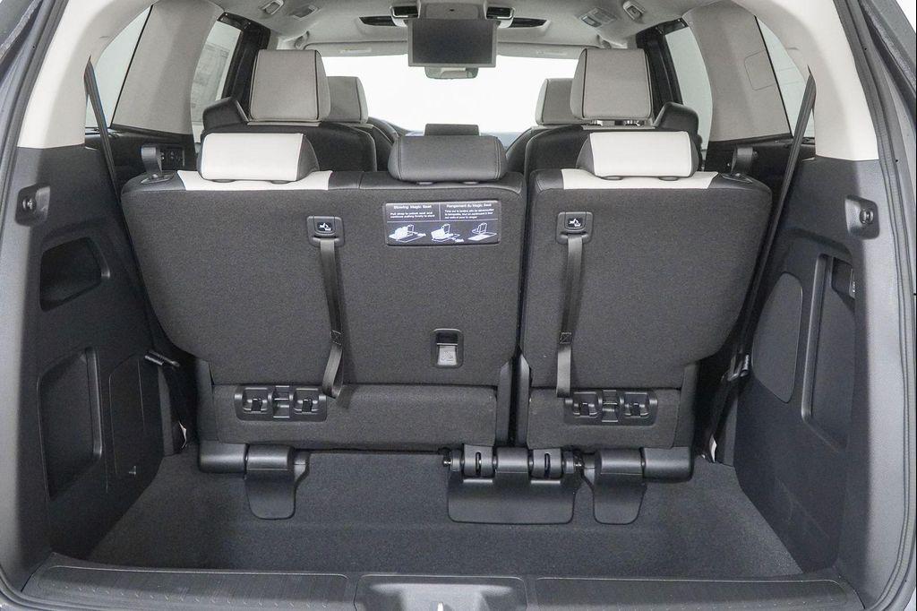 new 2026 Honda Odyssey car, priced at $49,301