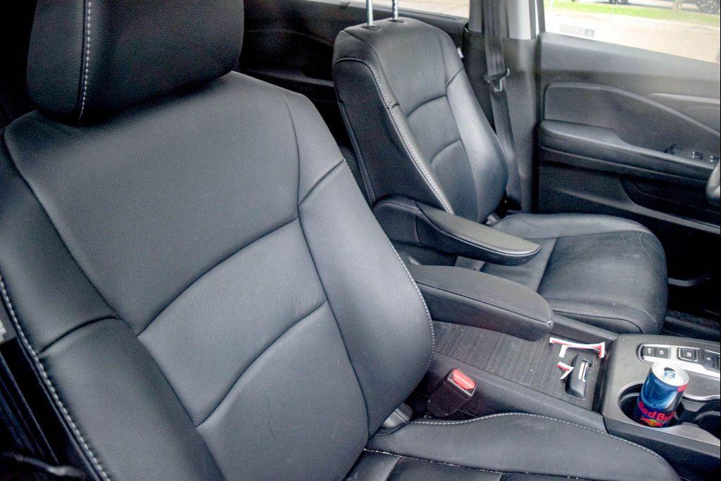 used 2022 Honda Pilot car, priced at $32,798