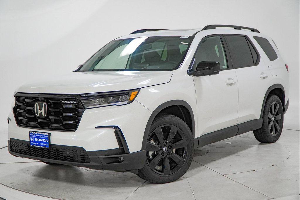 new 2025 Honda Pilot car, priced at $51,526