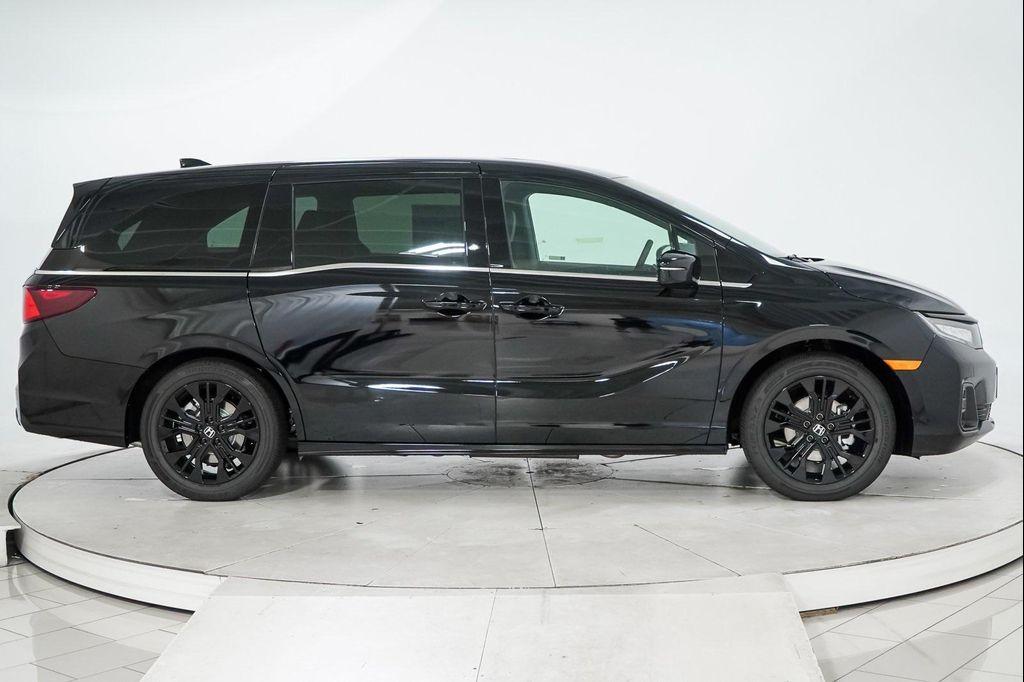 new 2026 Honda Odyssey car, priced at $42,169