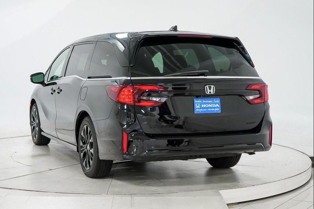 new 2026 Honda Odyssey car, priced at $42,169