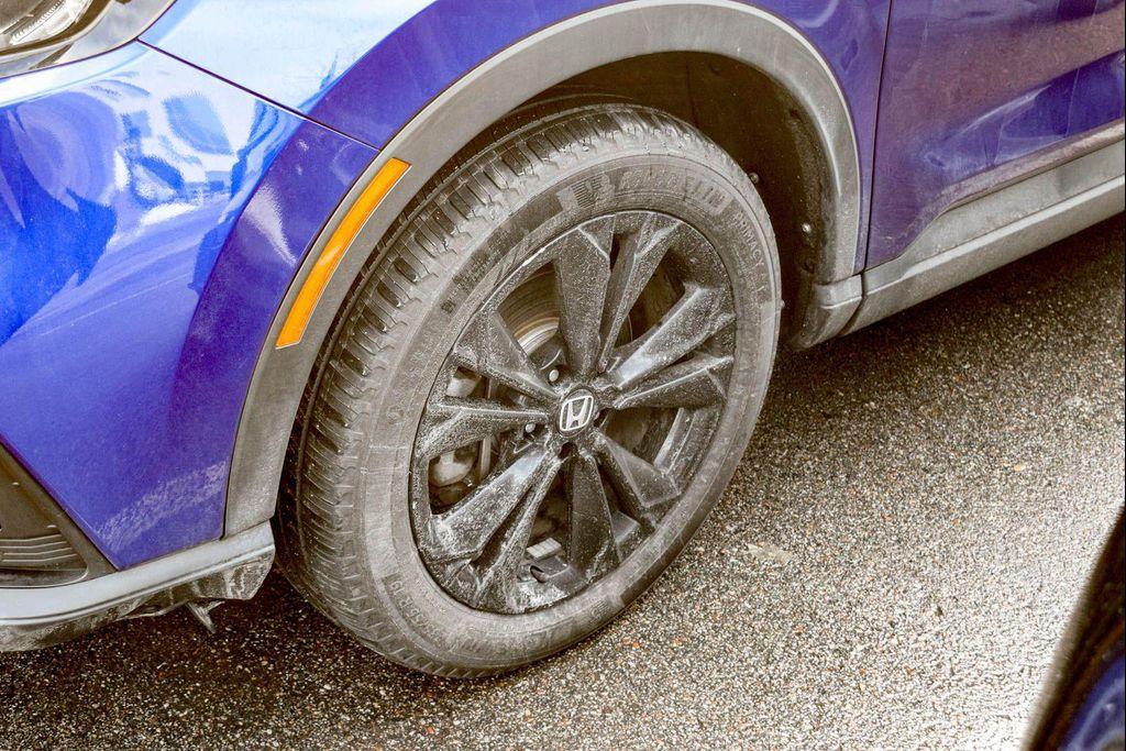 used 2023 Honda CR-V Hybrid car, priced at $33,398